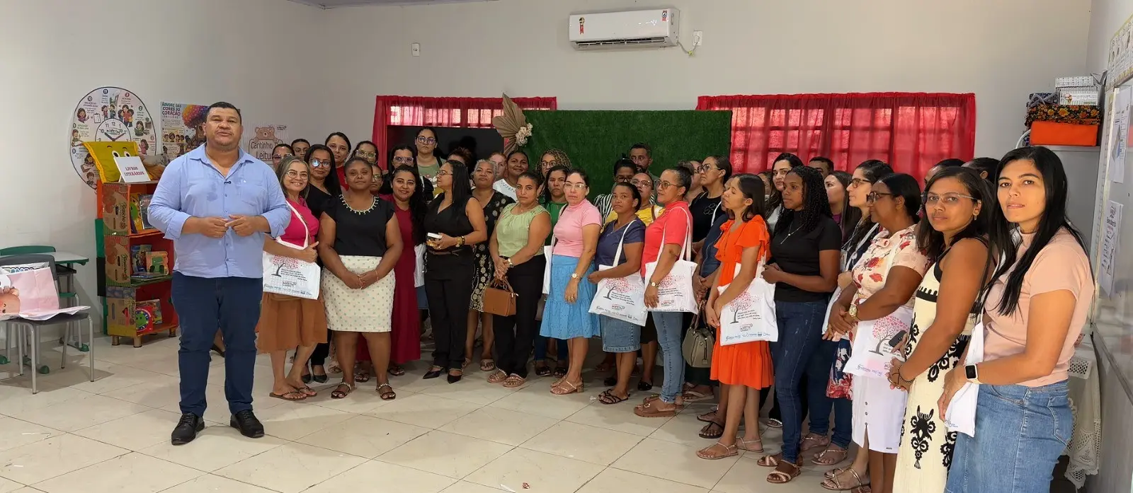 Secretaria Municipal de Educação de Recursolândia realiza formação do Programa Alfabetiza Mais Tocantins